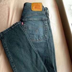 Levis 501 Skinny - Black Distressed